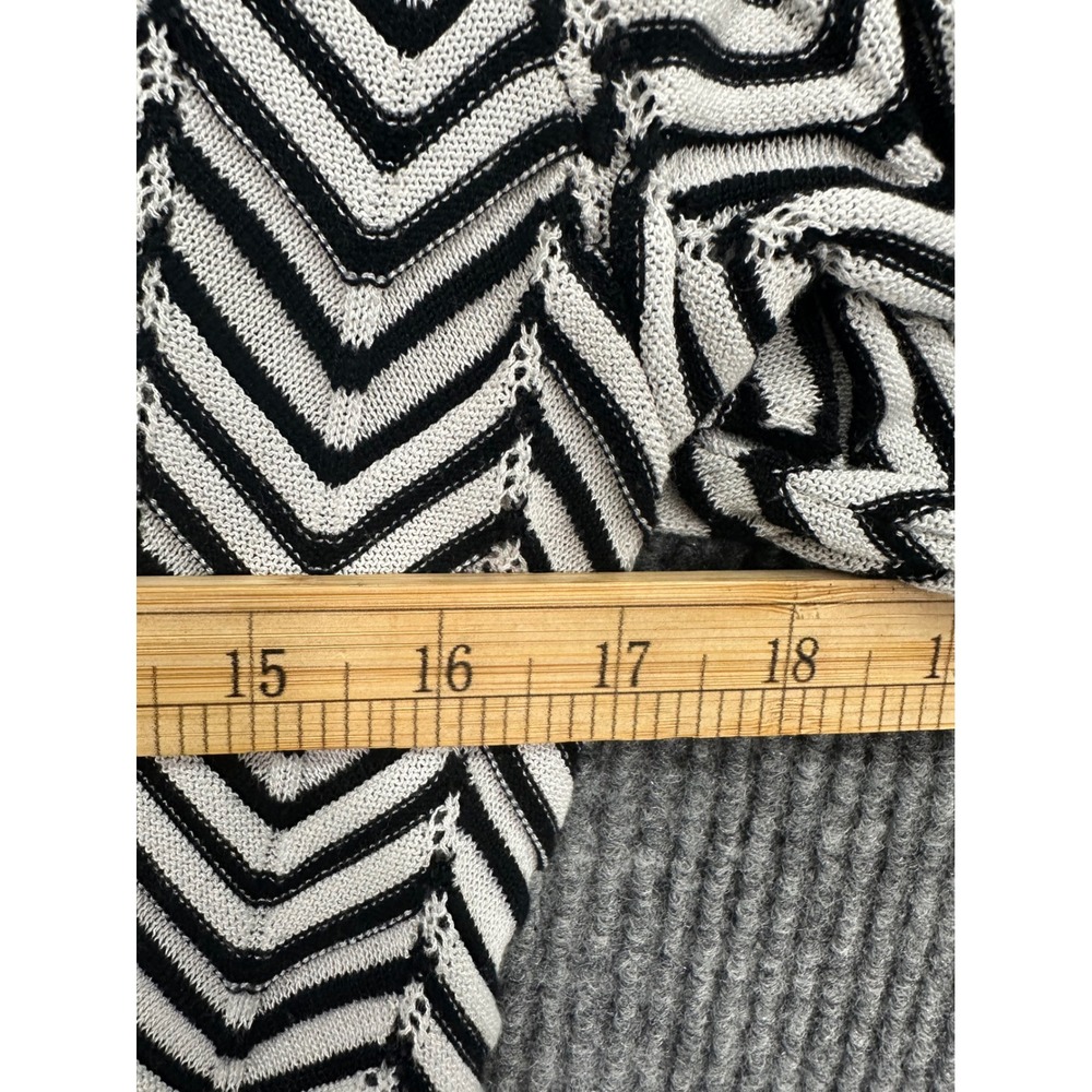 Chico's Cardigan Women Size 0 Blue Black White Chevron Open Front Knit Excellent - Picture 5 of 7